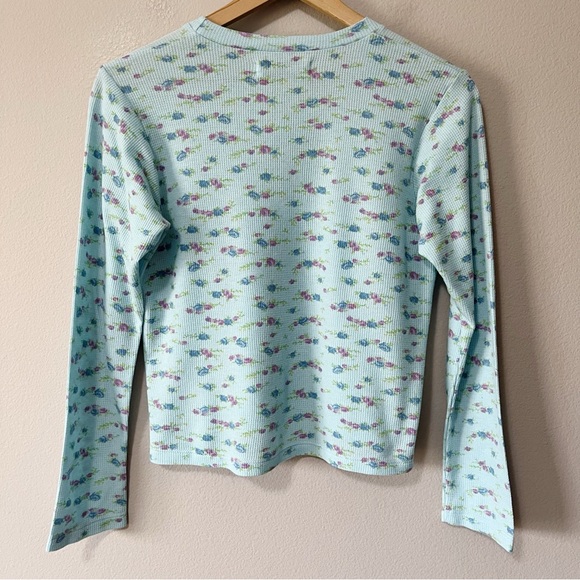 Carleen Light Blue Floral Long Sleeve Waffle Knit Cropped Tee Shirt Cottagecore - Picture 4 of 7